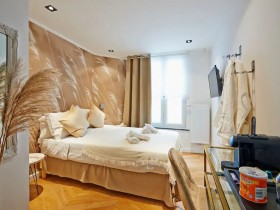 Double Supérieur Bruxelles - Double Superior double room - Bedroom
