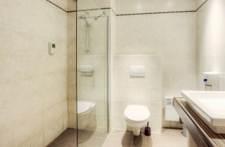 Bathroom - Double Supérieure - Bedroom